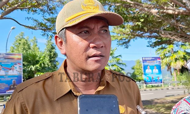 Petrus Makbon Segera Isi Jabatan Waket I DPR Papua Barat