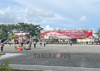 Polda Papua Barat Gelar Apel Pasukan Operasi Ketupat Mansinam 2025