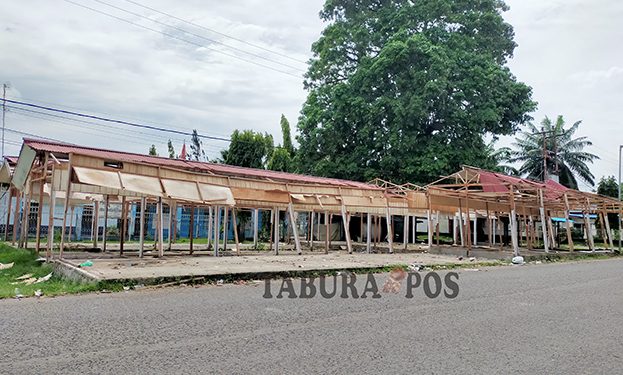 Kios Lapak untuk Puluhan Penjahit di Jl. Percetakan Negara Rata Tanah