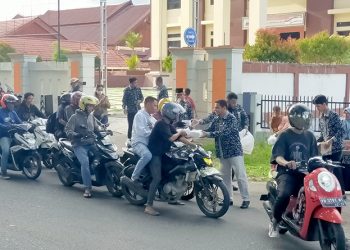 Pengadilan Agama Manokwari Salurkan Zakat Profesi dari Potongan Gaji Pegawai