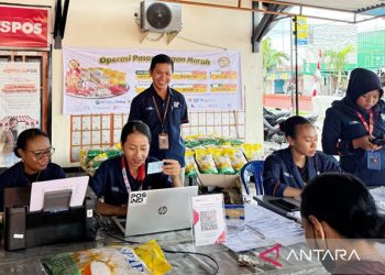 4.525 kg Beras Terjual pada Operasi Pasar Pangan Murah di Papua Barat