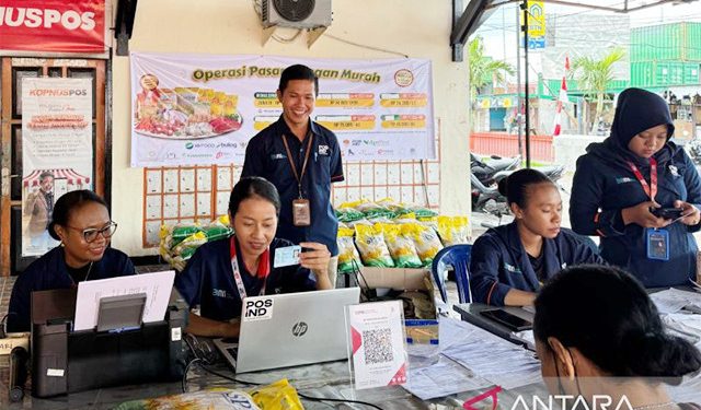 4.525 kg Beras Terjual pada Operasi Pasar Pangan Murah di Papua Barat