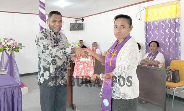 Panitia Pembangunan Gedung Gereja Baru, Terima Bantuan Dana Rp. 100 juta