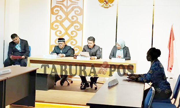 PKN Vs PPID Utama dan Sekretaris DPR Papua Barat Tak Hadiri Sidang