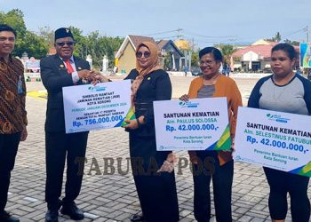 BPJAMSOSTEK Serahkan Klaim Peserta PBI Rp 756 Juta