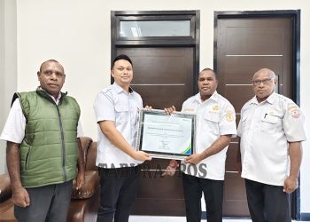 BPJS Ketenagakerjaan Beri Penghargaan Pemkab Mansel atas Jaminan Sosial 10.076 Pekerja Rentan