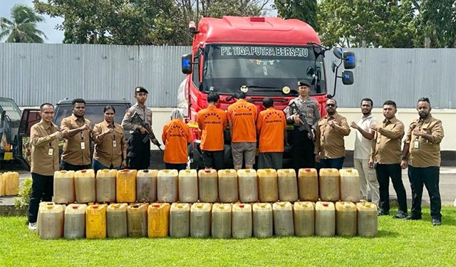Polisi Amankan 930 Liter Solar Bersubsidi dari Empat Pelaku di Merauke