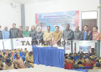 Bupati Minta Distrik Rumuskan Rencana Pembangunan Sesuai Kebutuhan Masyarakat