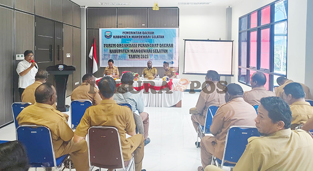 Buka Forum OPD, Bupati Bernard Tegas Soal Belanja Perjalanan Dinas