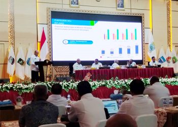 Pemkab Kaimana Pastikan Ketersediaan Nakes dan Guru di Kampung Melalui Program Guruku dan Nakesku