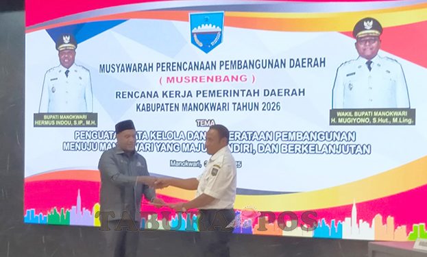 Ketua DPRK Manokwari Pastikan Tidak Ada Program Titipan di ‘Tengah Jalan’