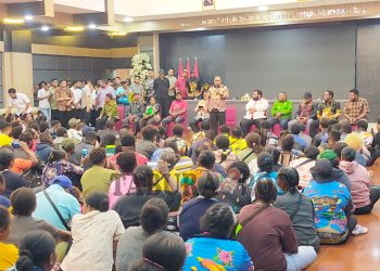 Bertemu Bupati, Pencaker Arfak Sepakat Bersama Pemda Bawa Aspirasi ke Pusat
