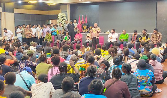 Bertemu Bupati, Pencaker Arfak Sepakat Bersama Pemda Bawa Aspirasi ke Pusat