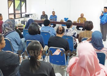 Irwanto Diminta Tingkatkan Kinerja Jajaran Bapenda Manokwari