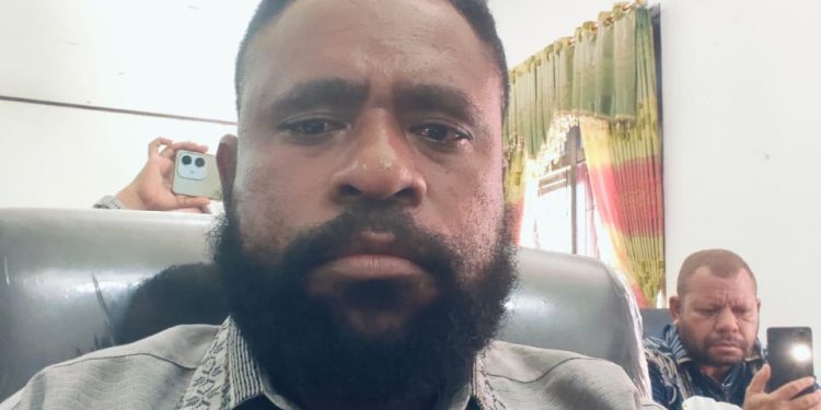 𝑅𝑒𝑠𝑒𝑠 𝑑𝑖 𝑇𝑎ℎ𝑜𝑡𝑎, 𝐻𝑎𝑟𝑡𝑖 𝑇𝑟𝑖𝑟𝑏𝑜 𝐾𝑒𝑙𝑢ℎ𝑘𝑎𝑛 𝐾𝑜𝑛𝑑𝑖𝑠𝑖 𝑇𝑜𝑤𝑒𝑟 𝑦𝑎𝑛𝑔 𝐻𝑎𝑚𝑏𝑎𝑡 𝐾𝑜𝑚𝑢𝑛𝑖𝑘𝑎𝑠𝑖 𝑑𝑒𝑛𝑔𝑎𝑛 𝐾𝑒𝑙𝑢𝑎𝑟𝑔𝑎