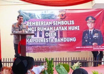 Polisi di Bandung ‘Patungan’, Biayai Perbaikan Rumah Warga Korban Gempa