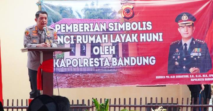 Polisi di Bandung ‘Patungan’, Biayai Perbaikan Rumah Warga Korban Gempa