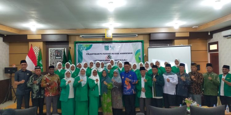 Tur Sofia Bauw Pimpin Fatayat NU Manokwari Masa Khidmat 2023-2028