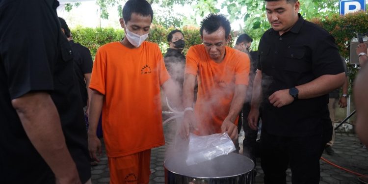 Polda Riau Musnahkan Barang Bukti Narkoba Jaringan Internasional