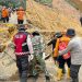 Pencarian Hari Kelima, Tim SAR Temukan Satu Korban Meninggal Tertimbun Longsor