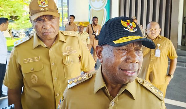 Mandacan Minta Alokasikan Anggaran Pembersihan di Areal Kantor Gubernur