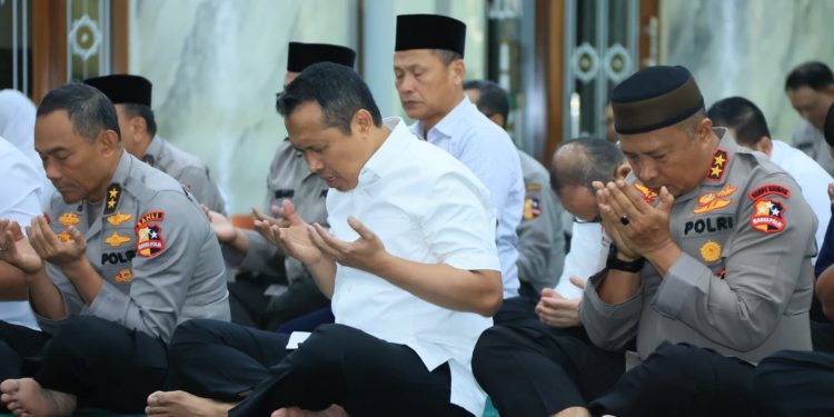 Mabes Polri Gelar Doa dan Zikir Bersama untuk Kelancaran Rangkaian Peringatan Hari Bhayangkara ke-79