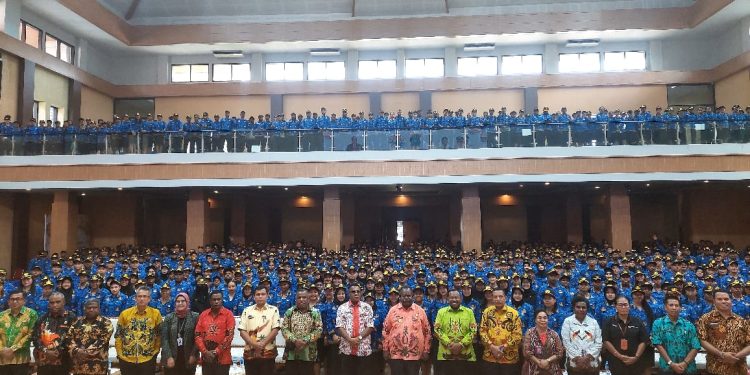 992 CPNS Pemprov PBD Terima SK, Gubernur : Utamakan Pendekatan Kinerja