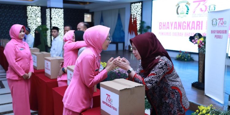 Semarakkan Hari Bhayangkara ke-79, Polres Seruyan Gelar Turnamen Badminton Bersama Masyarakat