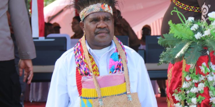 Soal Kerusakan Tower BTS, Bupati Bernard Minta Diskominfo Turun ke Tahota-Isim