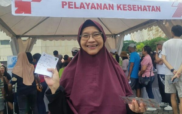 Warga Kota Manado Apresiasi Pelayanan Kesehatan dan SKCK Gratis di Ajang Car Free Day Hari Bhayangkara ke-79