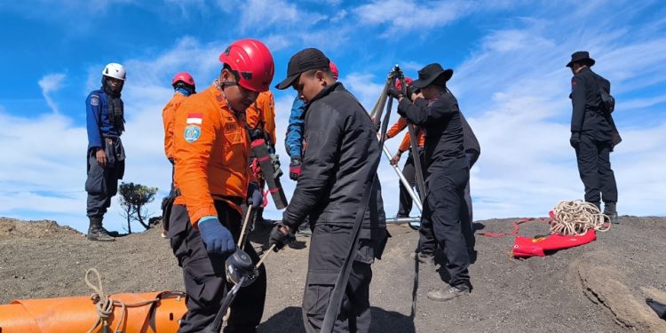 Polda NTB Update Proses Penyelamatan Pendaki WNA di Rinjani