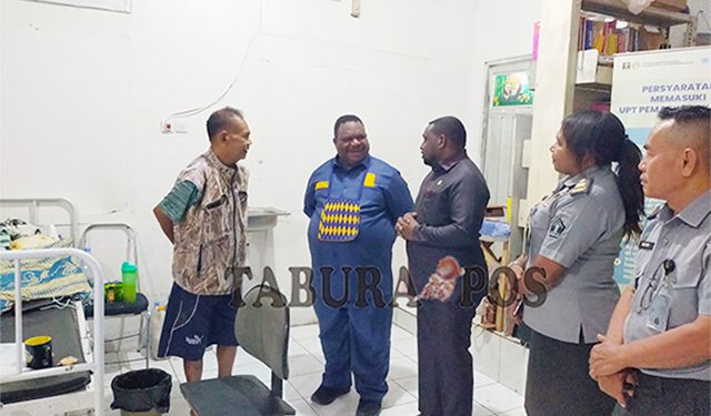 Ketua DPRPB Minta ‘Papua Barat Sehat’ Cover Warga Binaan Lapas Manokwari