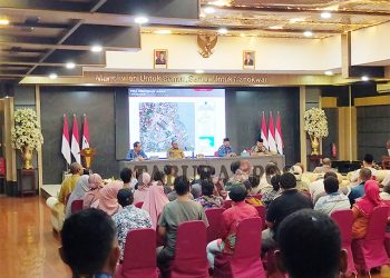 Bupati dan Warga Bahas Pembangunan Tahap II Pasar Sanggeng