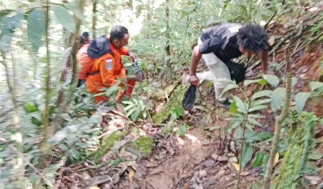 4 Hari Tersesat di Hutan, Roi Ditemukan Selamat
