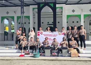Biro Logistik Polda Papua Barat Gelar Bhakti Religi di Pura Giri Bhuana Manokwari