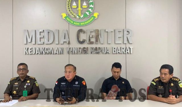 Kejaksaan Lakukan Pulbaket di Sekretariat Pemprov Papua Barat