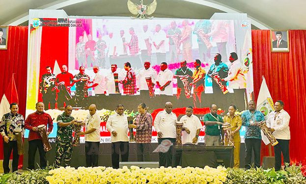 Perkuat Tata Kelola dan Efisiensi Layanan Publik, Barjas Papua Barat Inisiasi Rakor Regional se Tanah Papua