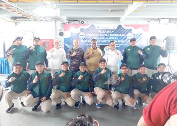 Bawa Rp 10,4 Miliar, KRI Tatihu-853 Kawal Misi Tim Ekspedisi Rupiah Berdaulat ke Daerah 3T