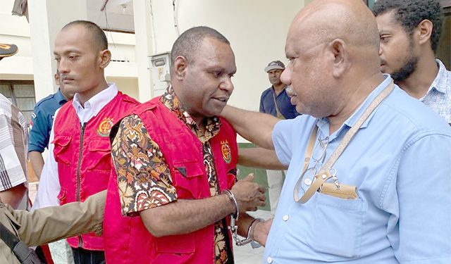 Warinussy Belum Yakin Terdakwa ZT Terlibat Dalam Kasus Percobaan Pembunuhan Terhadap Dirinya