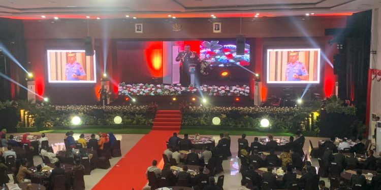 Polda Papua Barat Komitmen 1.000 Persen Dukung Pemerintah Dalam Akselerasi dan Percepatan Pembangunan