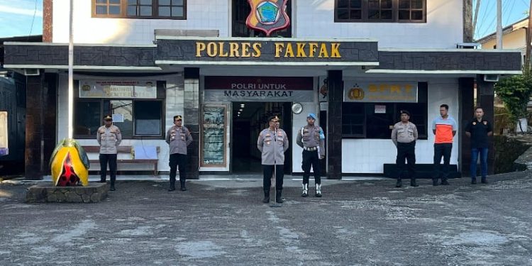 Polres Fakfak Kerahkan 124 Personel Amankan Kunjungan Menteri Dikti Saintek RI