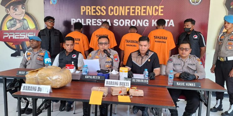 Sat Narkoba Polresta Sorong Kota Ungkap 4 Kasus Peredaran Ganja, 4 Tersangka Dibekuk, 1 Masih DPO