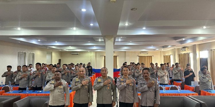 Polda Papua Barat Gelar Rakor Tata Kelola Zoom dan Bimtek Optimalisasi Layanan 110