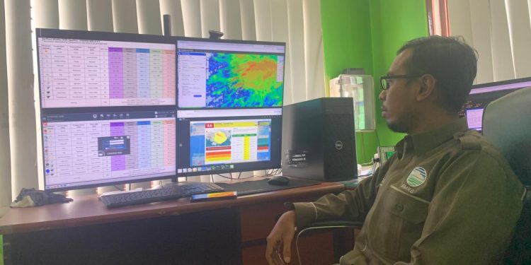 BMKG Keluarkan Peringatan Waspada Tsunami, Warga Diimbau Tetap Tenang