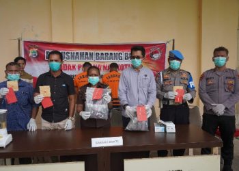 Empat Kasus Narkotika Diungkap, Polda Papua Barat Musnahkan Barang Bukti di Hadapan Tersangka