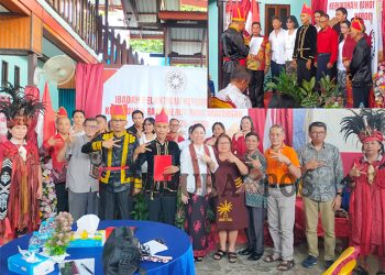 Dilantik, Pengurus Kerukunan Ranomerut Raya Maleosan Diminta Solid