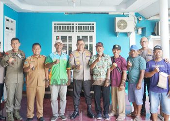 Kapolda Papua Barat Tinjau Lahan Jagung Pakan dan Tatap Muka dengan Kelompok Tani di Distrik Prafi