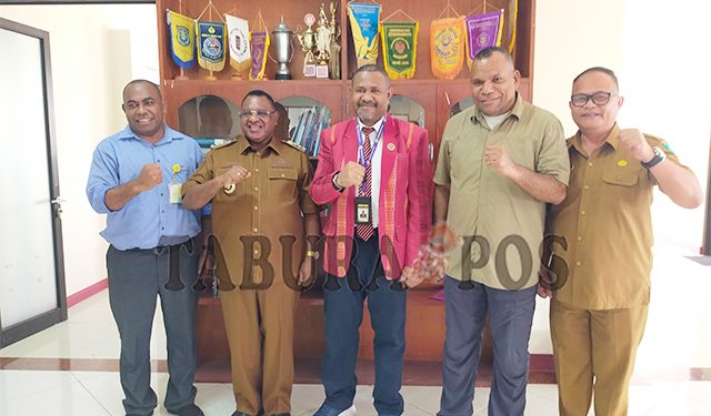 Pemkab Maybrat Gandeng Unipa Dalam Pengembangan Pembangunan Daerah