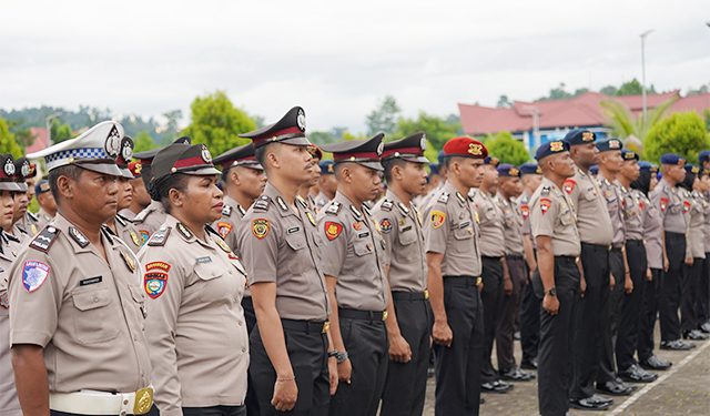 Terhitung Hari Ini, Sebanyak 263 Personel di Polda Papua Barat Dapat Kenaikan Pangkat