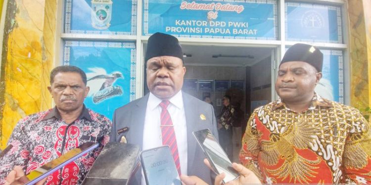 Pemkab Manokwari hibahkan lahan 8 hektare untuk Sekolah Rakyat